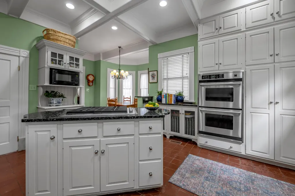 262 S Ashland Avenue Lexington KY 40502