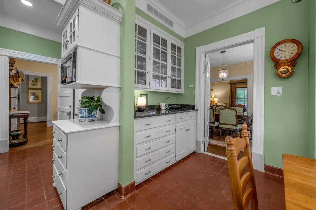 262 S Ashland Avenue Lexington KY 40502