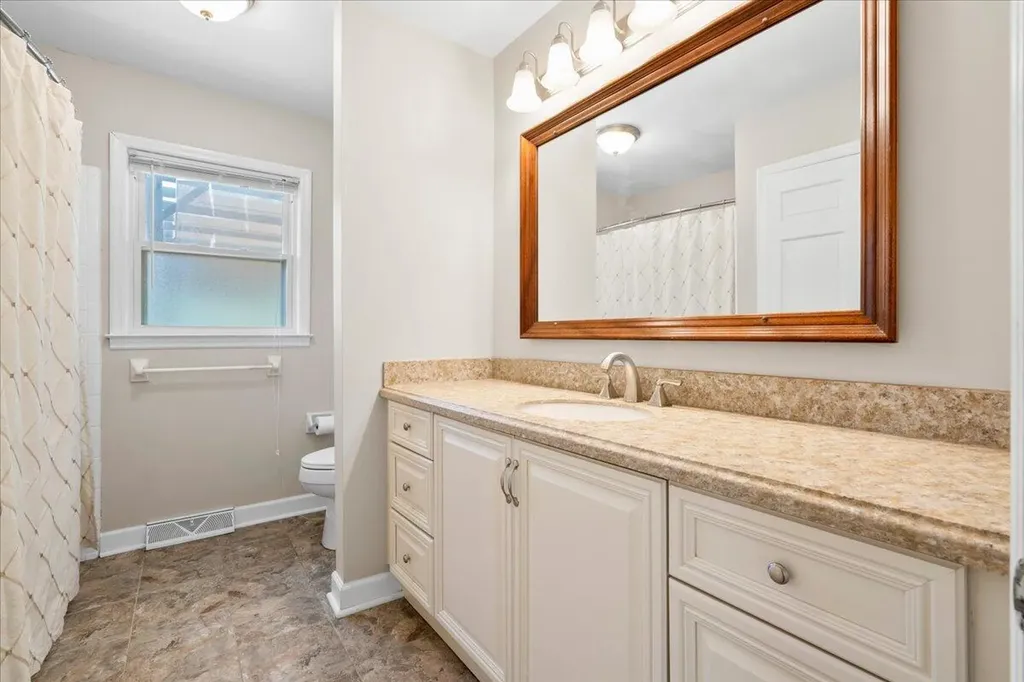1288 Gainesway Drive Lexington KY 40517