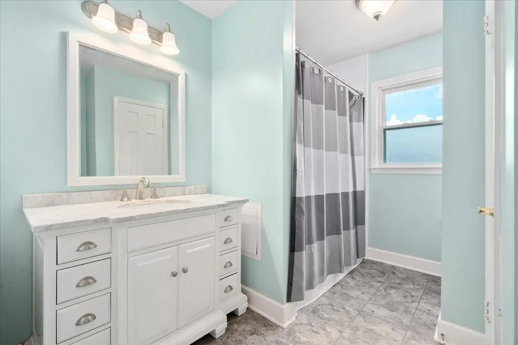 1288 Gainesway Drive Lexington KY 40517