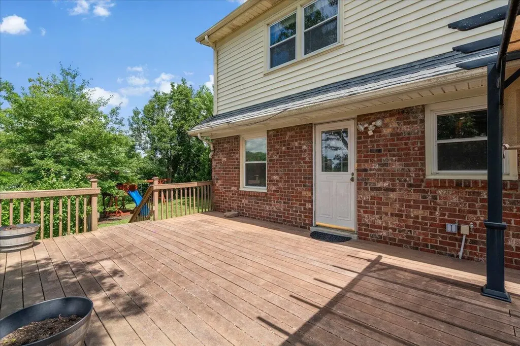 1288 Gainesway Drive Lexington KY 40517