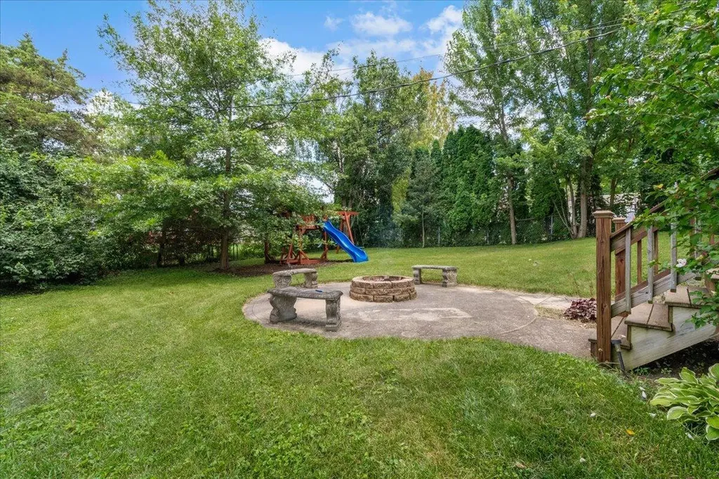 1288 Gainesway Drive Lexington KY 40517