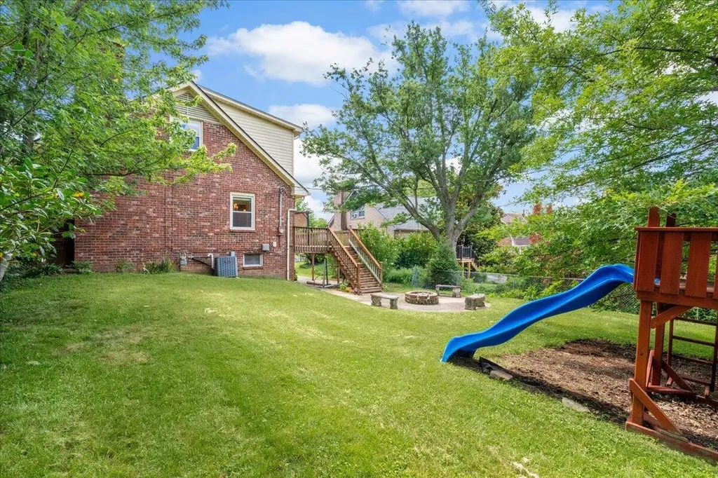 1288 Gainesway Drive Lexington KY 40517