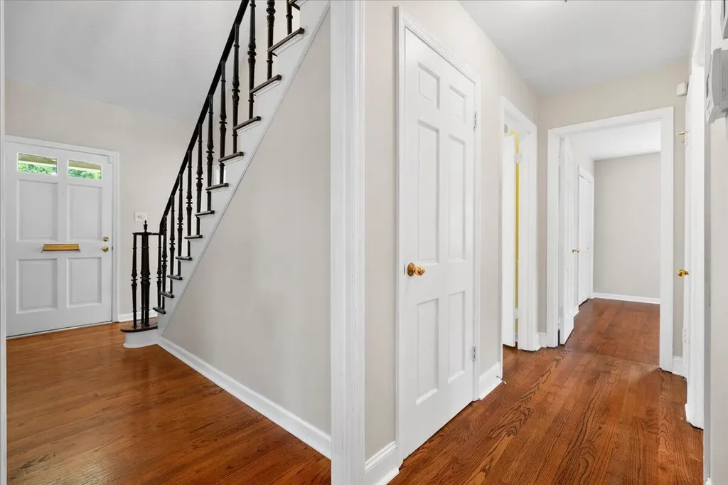 1288 Gainesway Drive Lexington KY 40517