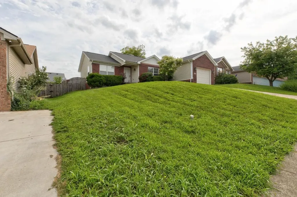 107 Santa Monica Drive Georgetown KY 40324