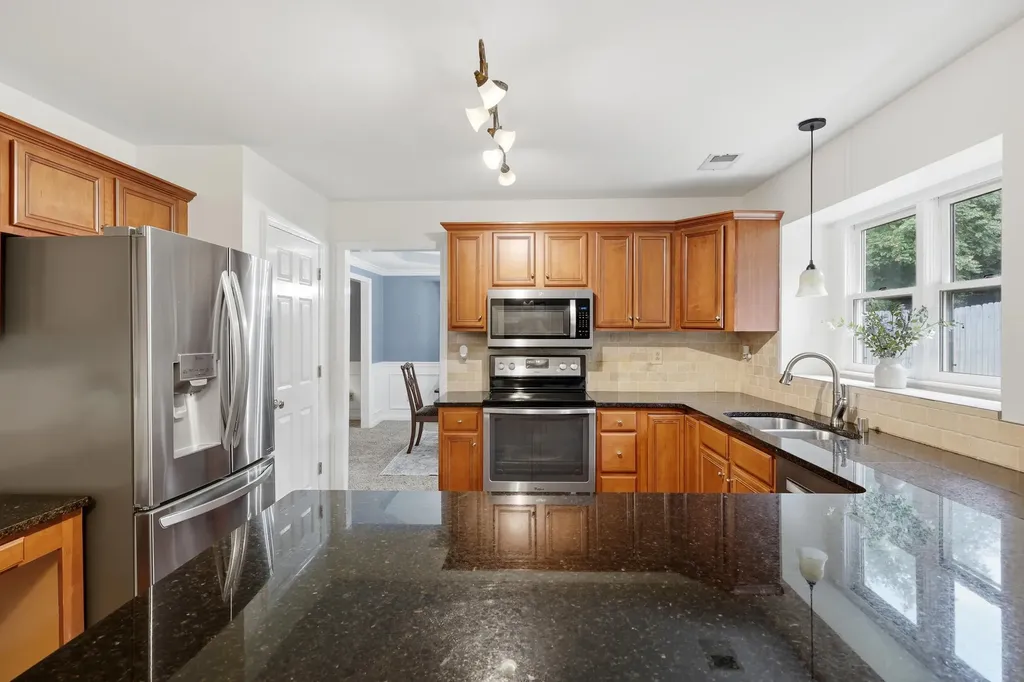 385 Whitfield Drive Lexington KY 40515