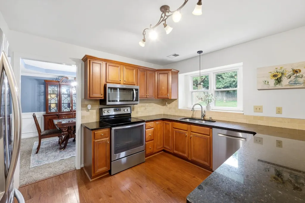 385 Whitfield Drive Lexington KY 40515