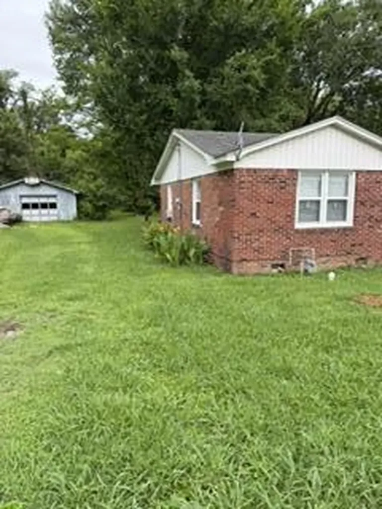 604 Maple Street Benton KY 42025