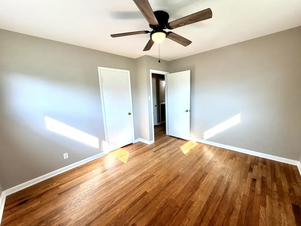 1711 Clarence Drive Hopkinsville KY 42240