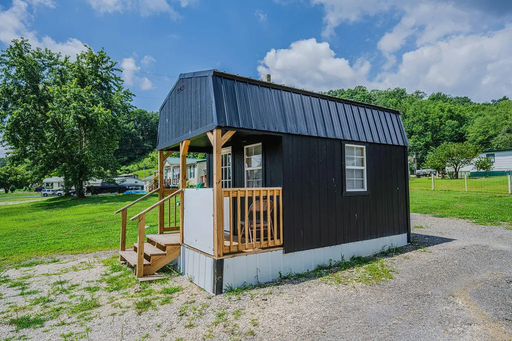 1019 Black Creek Road Clay City KY 40312