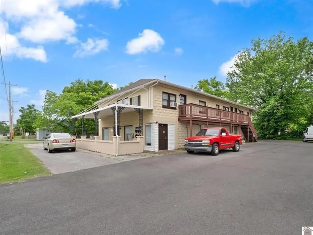 1933 S 28th Street Paducah KY 42001
