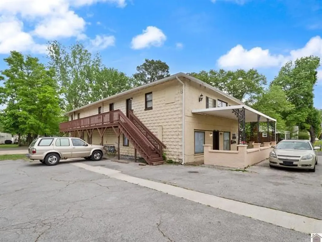 1933 S 28th Street Paducah KY 42001