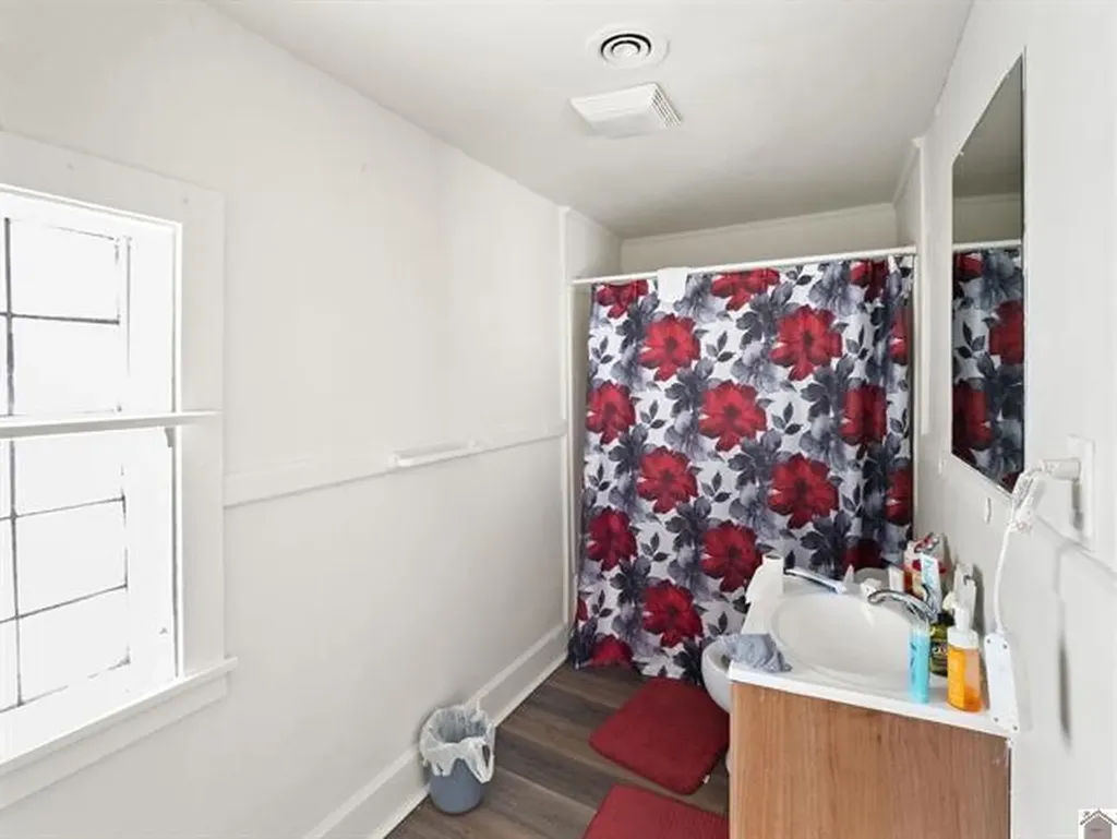 1933 S 28th Street Paducah KY 42001
