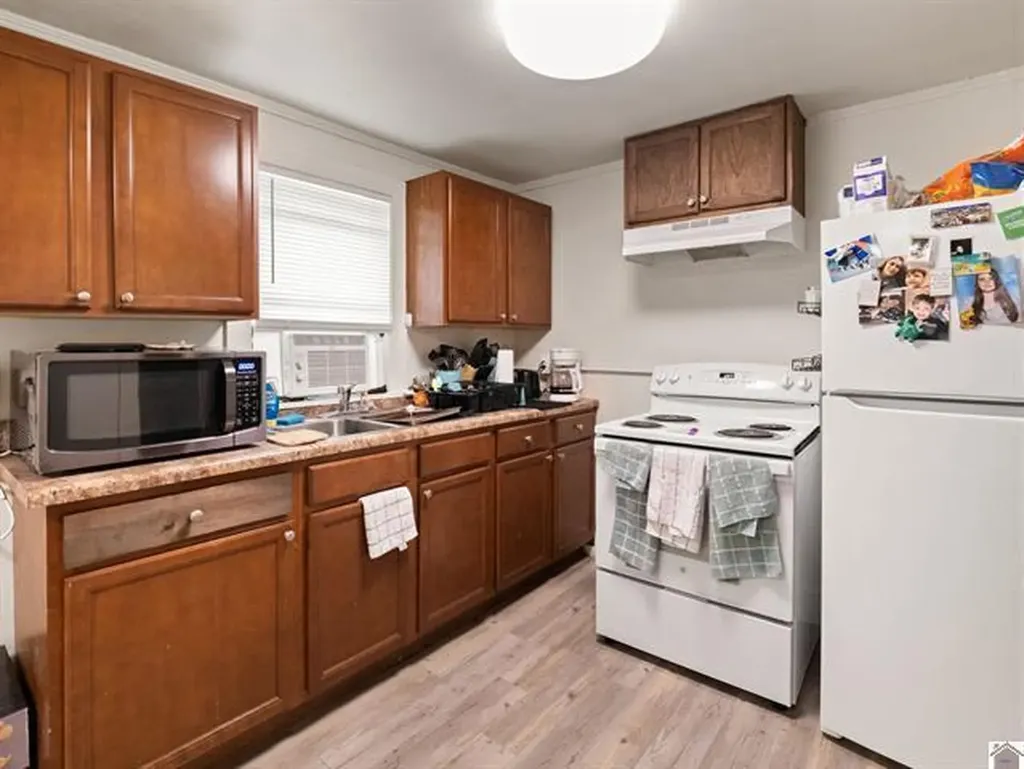 1933 S 28th Street Paducah KY 42001