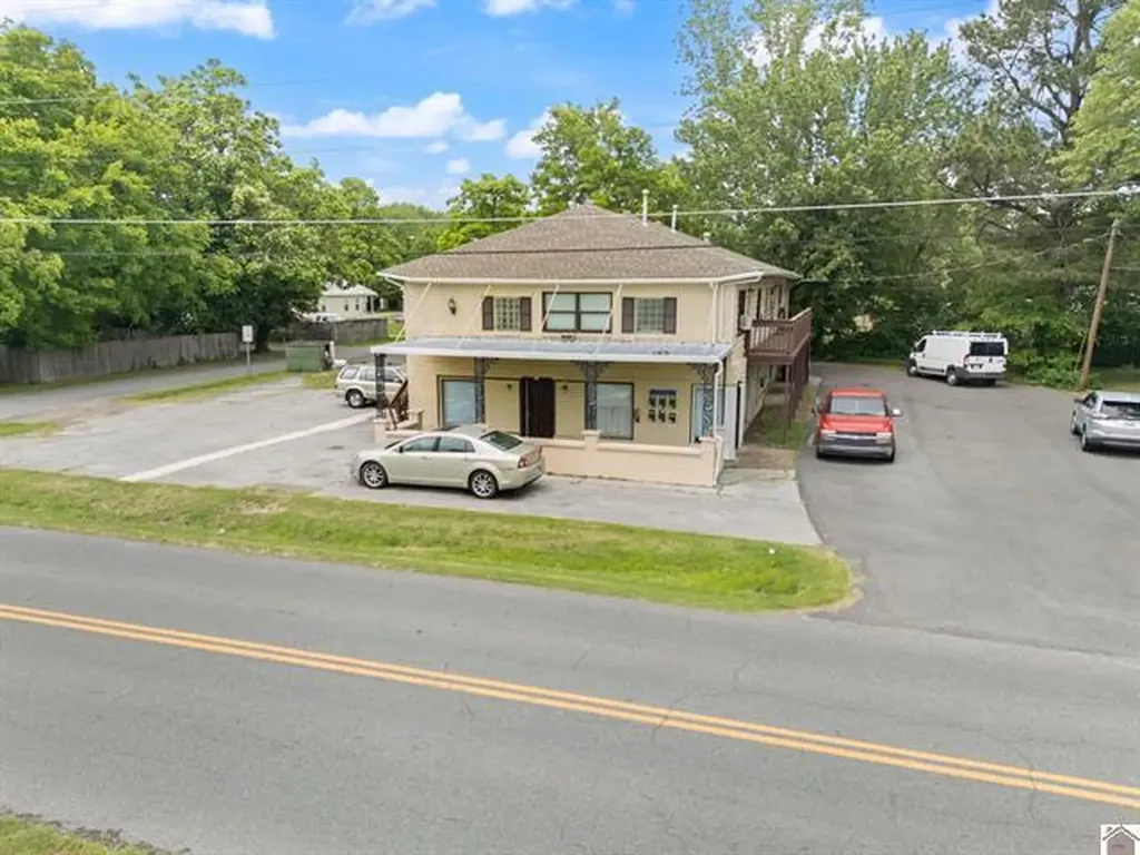 1933 S 28th Street Paducah KY 42001