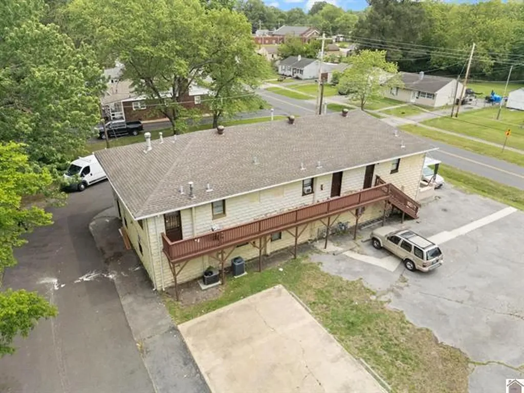 1933 S 28th Street Paducah KY 42001