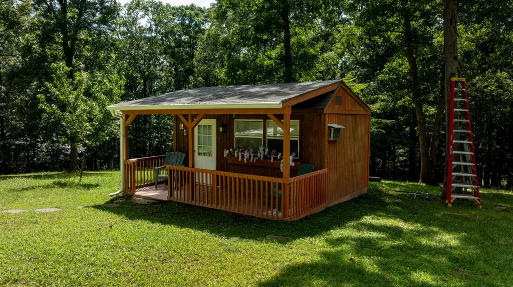 856 Taft Road Gilbertsville KY 42044