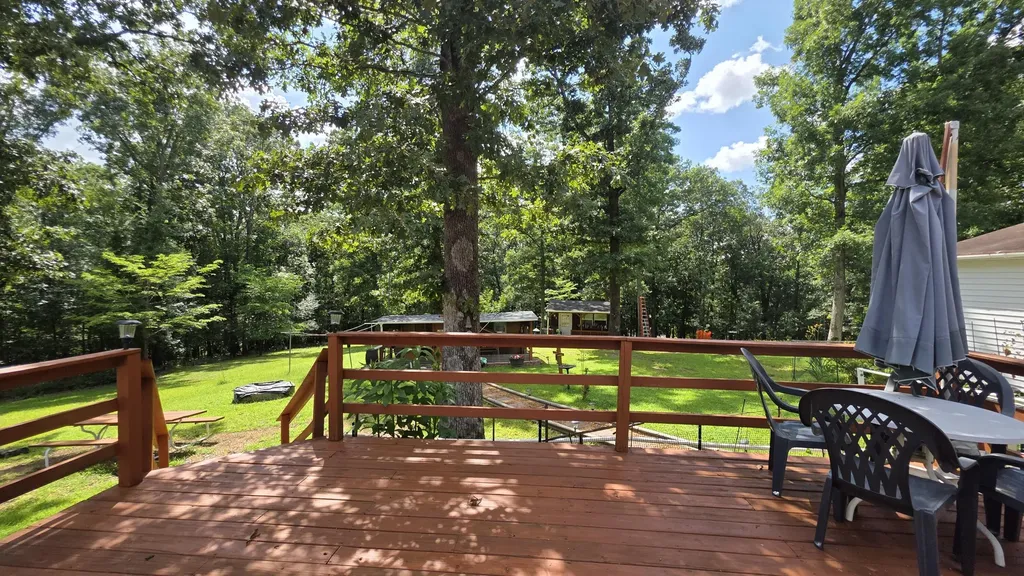 856 Taft Road Gilbertsville KY 42044