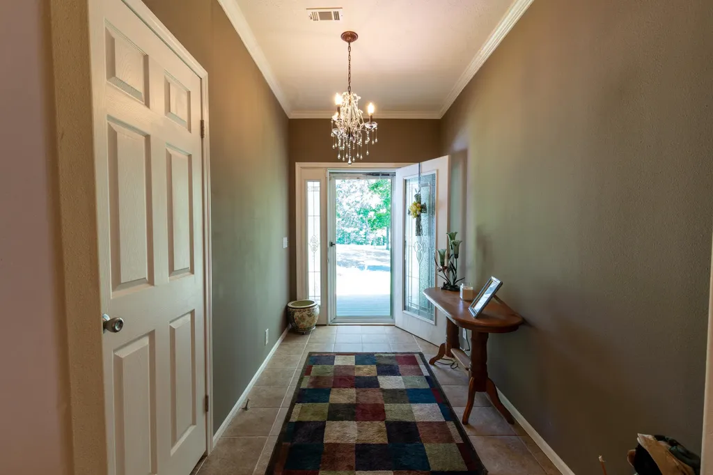 856 Taft Road Gilbertsville KY 42044