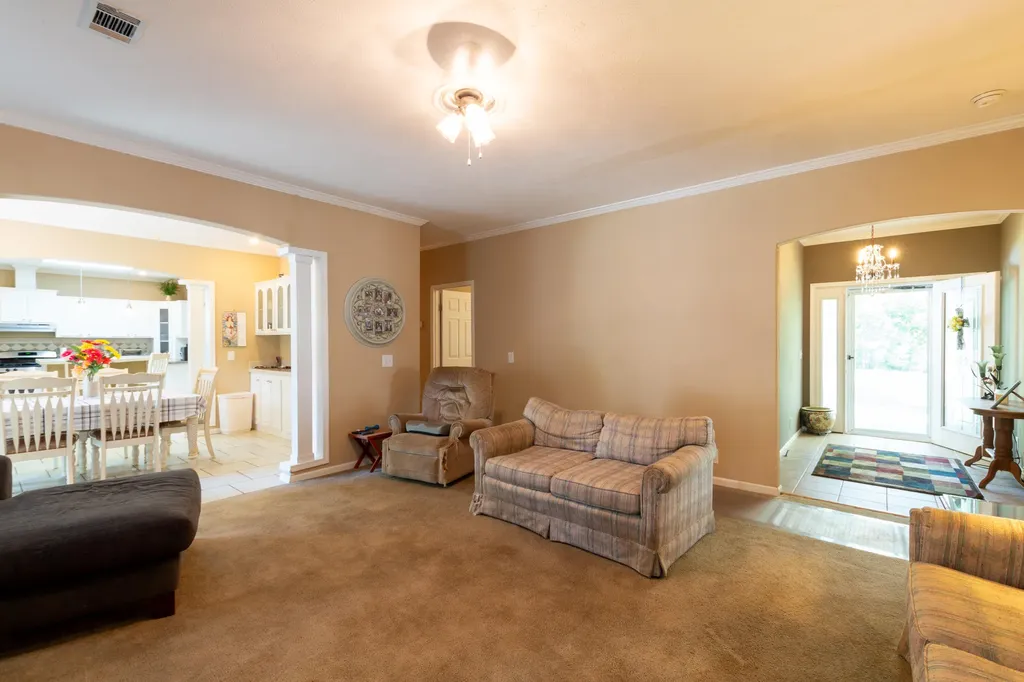 856 Taft Road Gilbertsville KY 42044