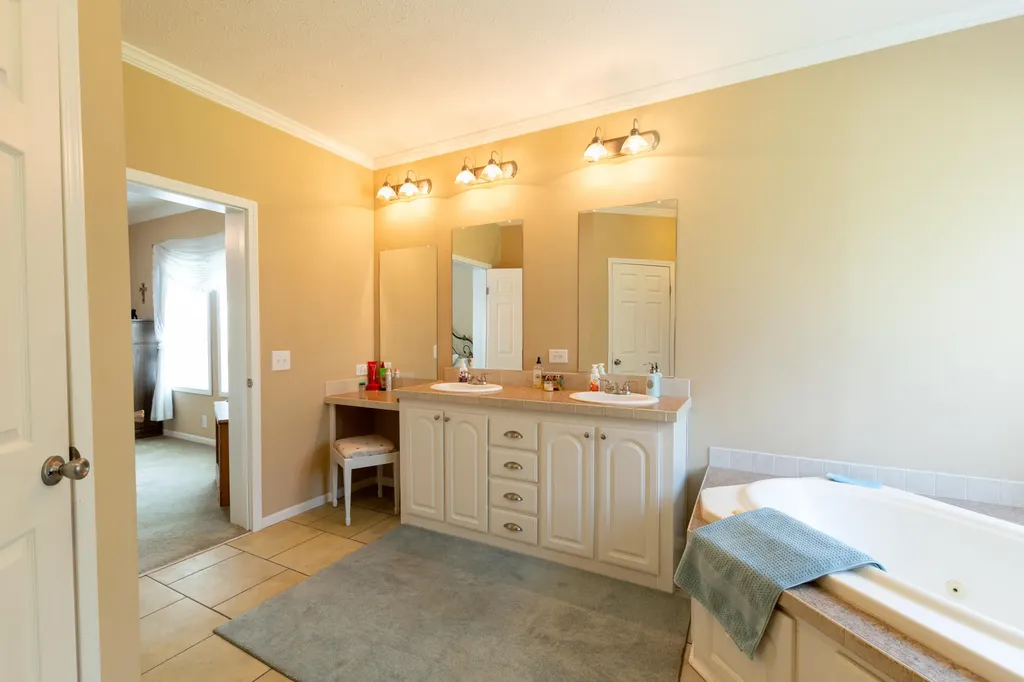 856 Taft Road Gilbertsville KY 42044