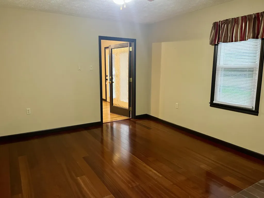 357 Langdon Street Somerset KY 42503