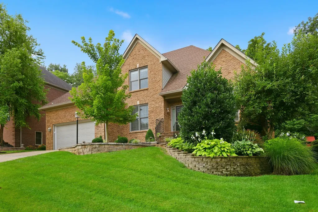 3716 N Park Ridge Lane Lexington KY 40509