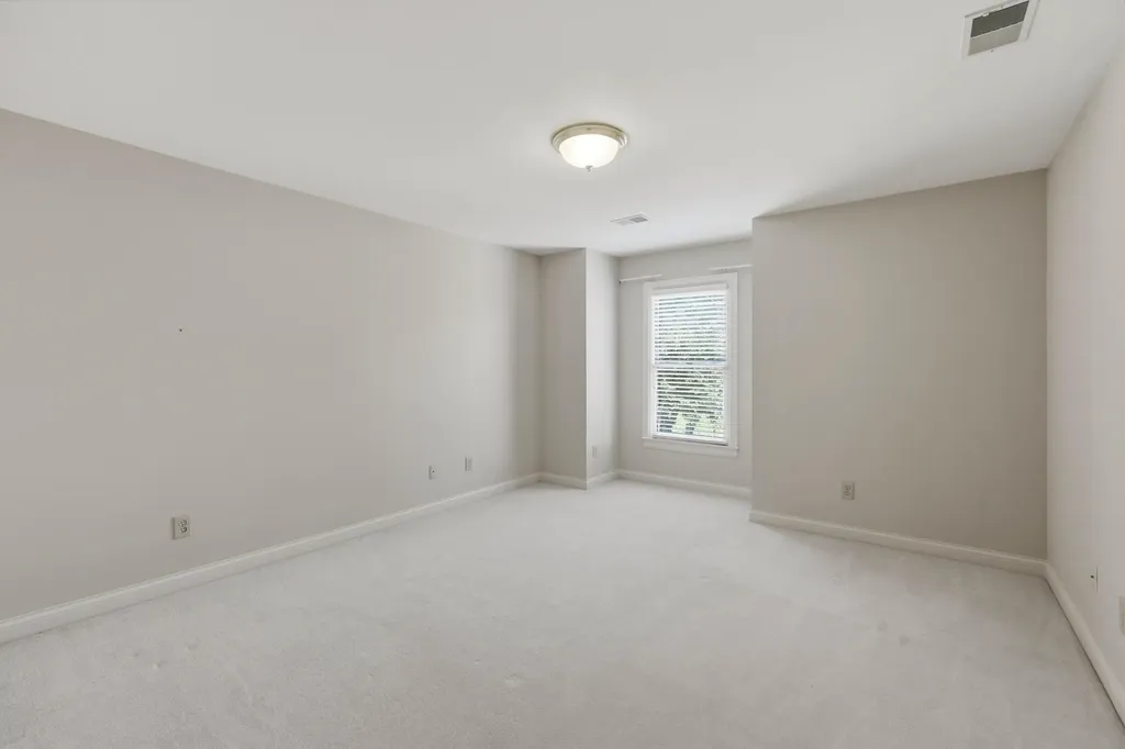 3716 N Park Ridge Lane Lexington KY 40509