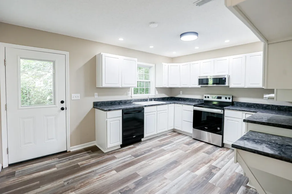 905 Stonebrook Court Paducah KY 42003