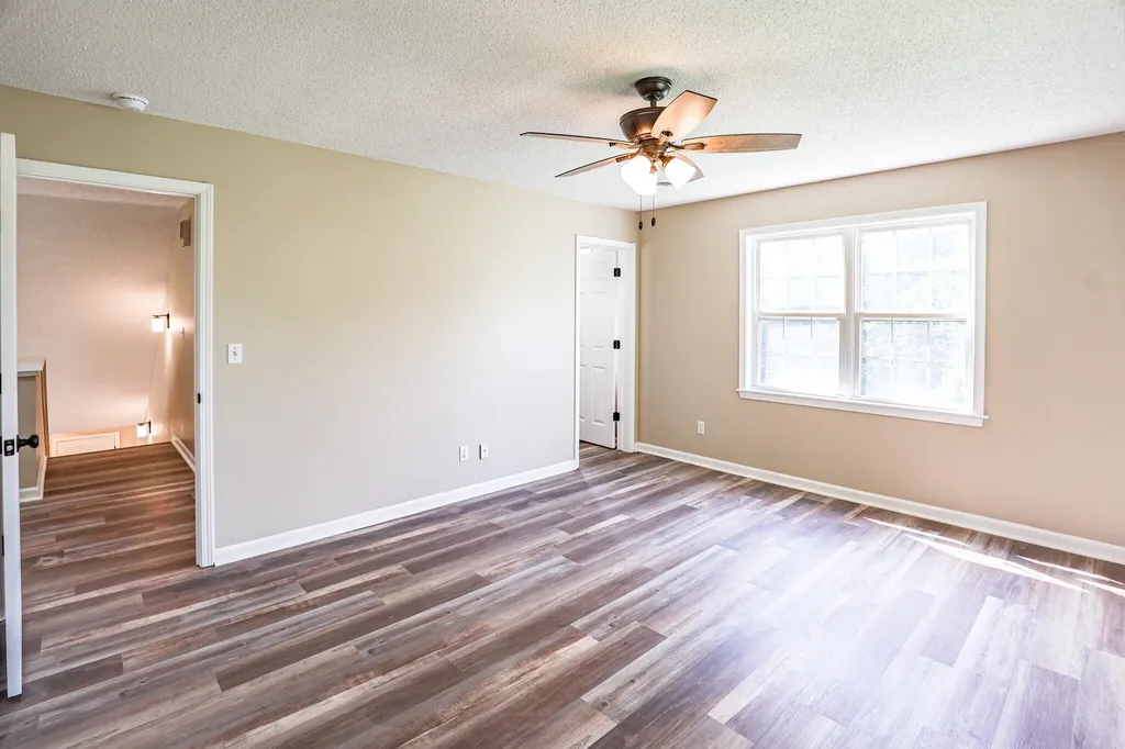 905 Stonebrook Court Paducah KY 42003