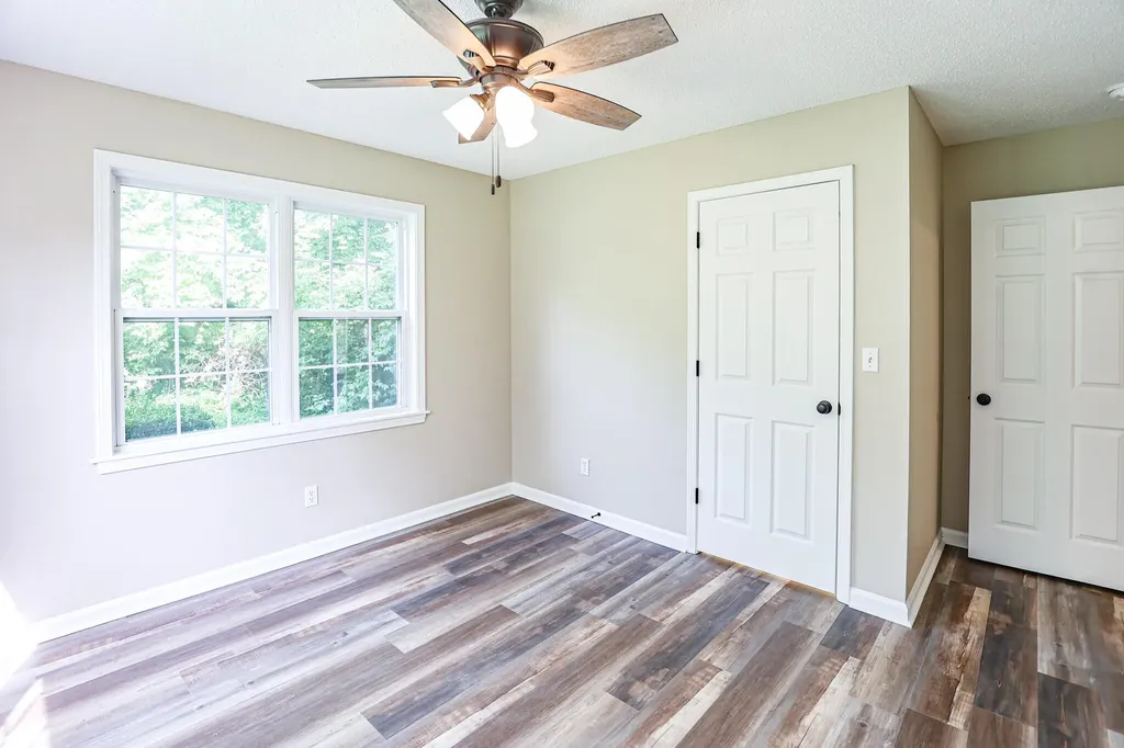 905 Stonebrook Court Paducah KY 42003