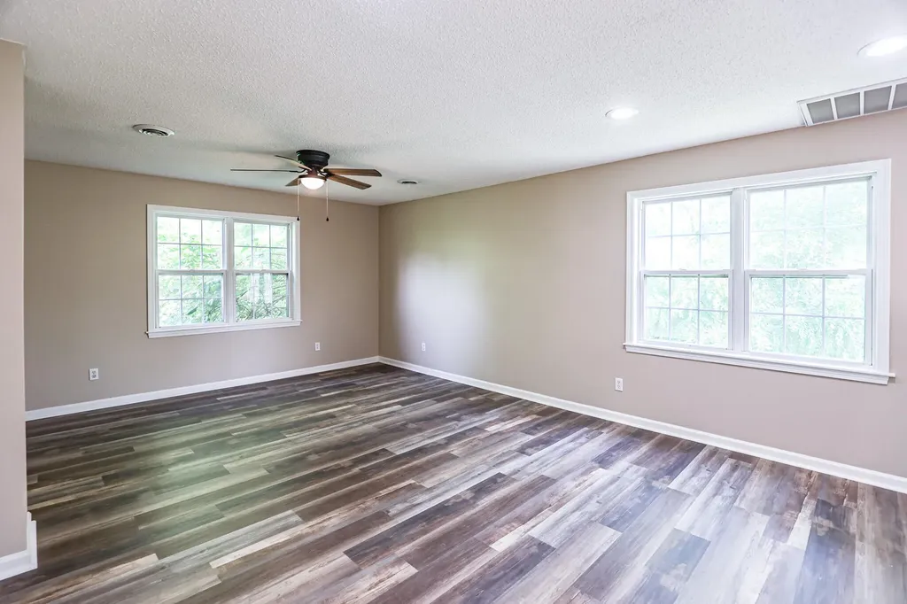 905 Stonebrook Court Paducah KY 42003