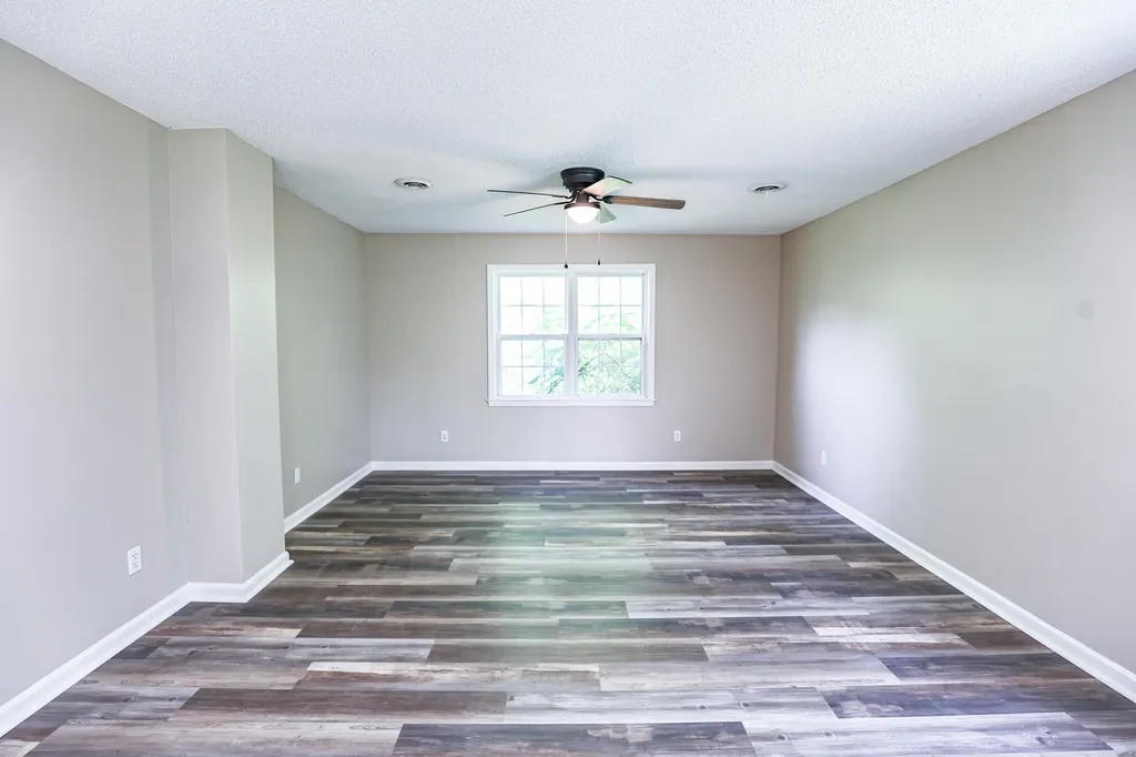 905 Stonebrook Court Paducah KY 42003