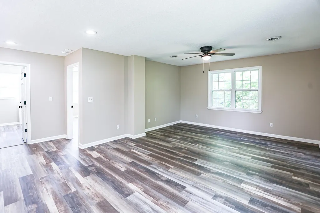 905 Stonebrook Court Paducah KY 42003
