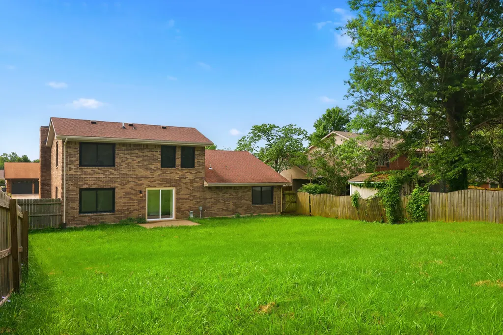 333 Squires Road Lexington KY 40515