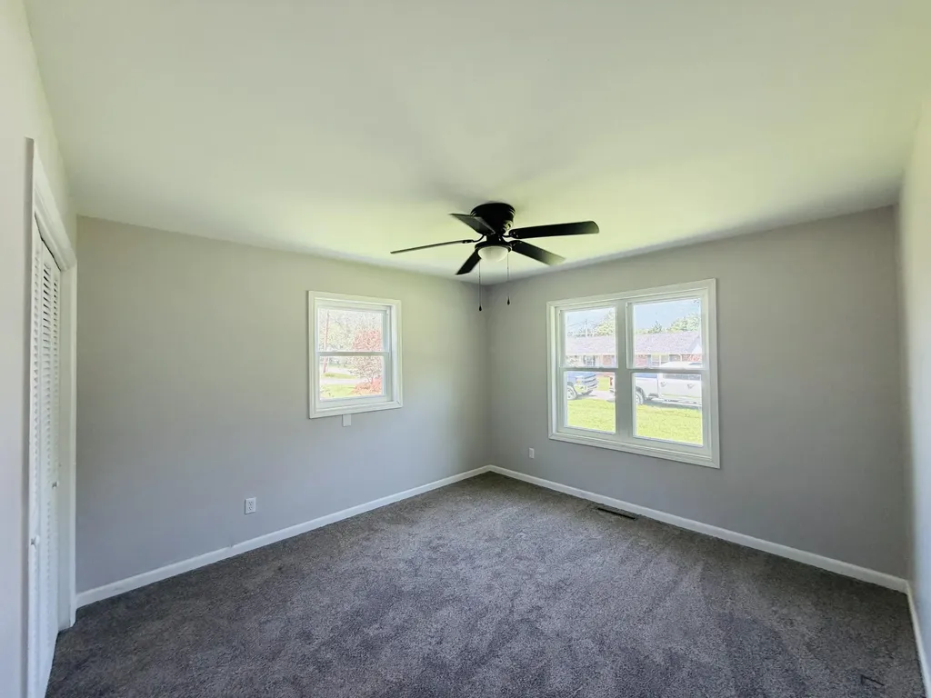 1712 Sycamore Drive Benton KY 42025