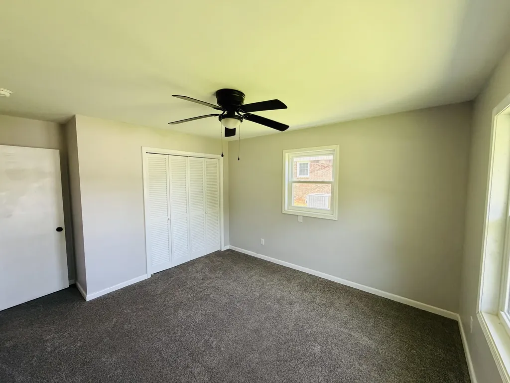 1712 Sycamore Drive Benton KY 42025