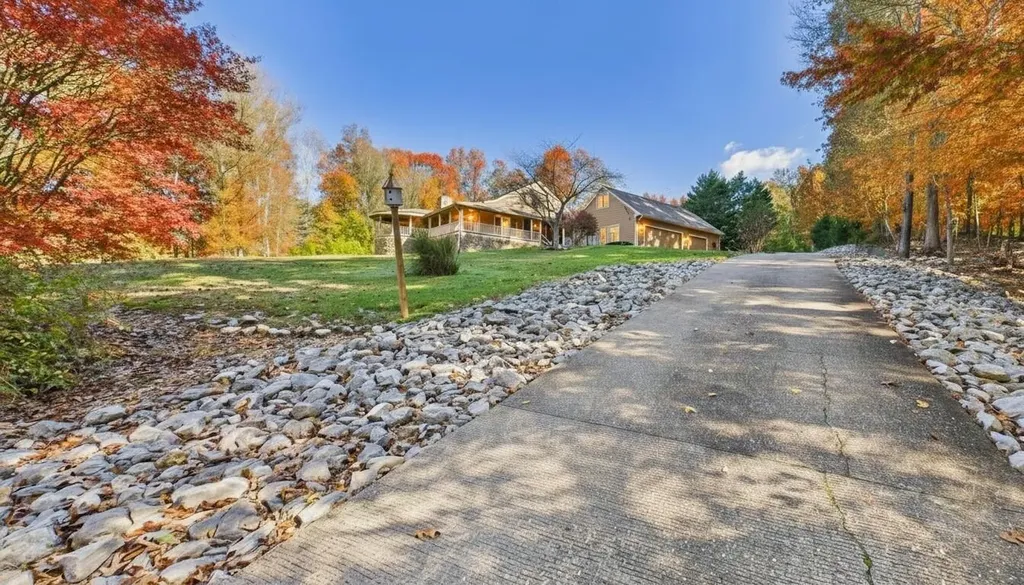 45 Bryson Road Eddyville KY 42038