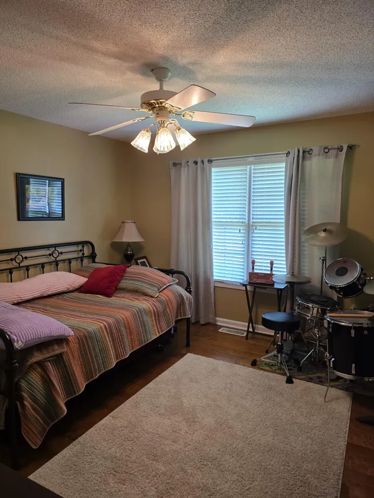 180 Peppers Mill Drive Paducah KY 42001