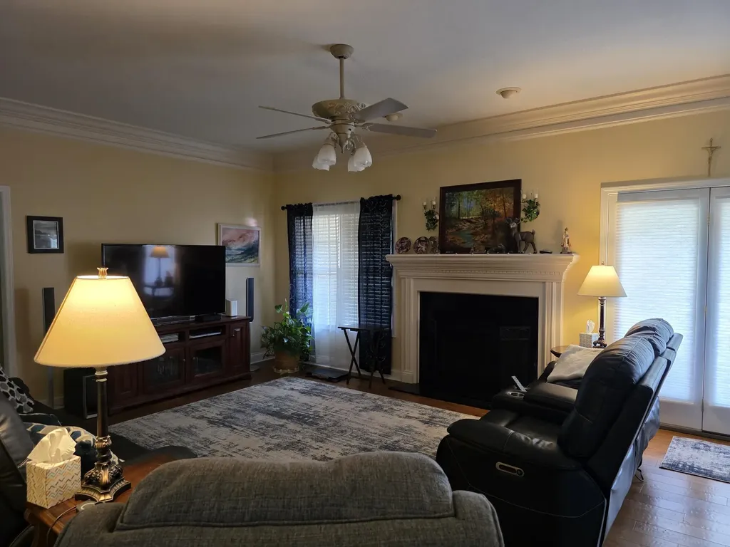 180 Peppers Mill Drive Paducah KY 42001