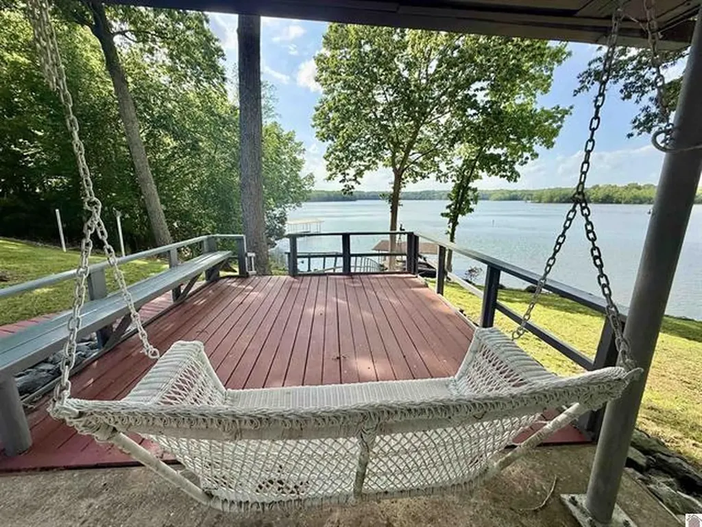 178 Cedar Point Road Cadiz KY 42211