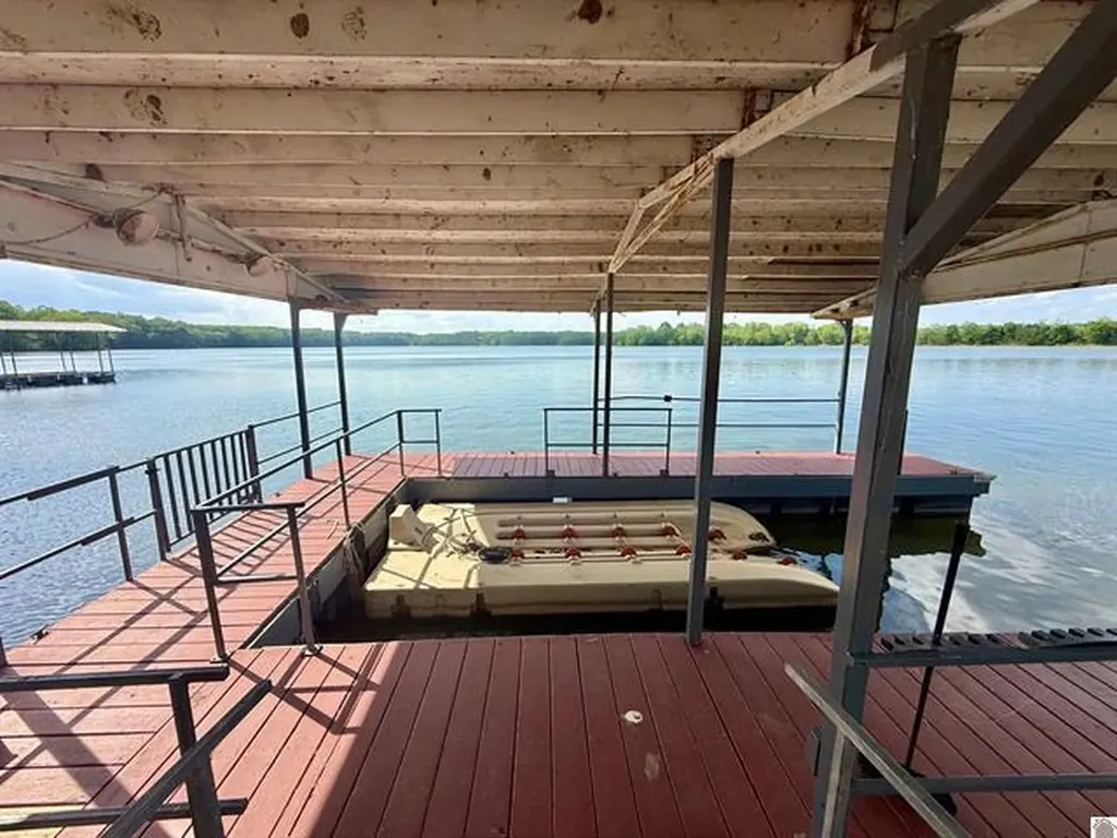 178 Cedar Point Road Cadiz KY 42211