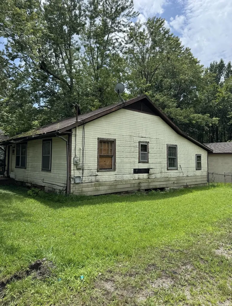 1601 Alexander Avenue Paducah KY 42003