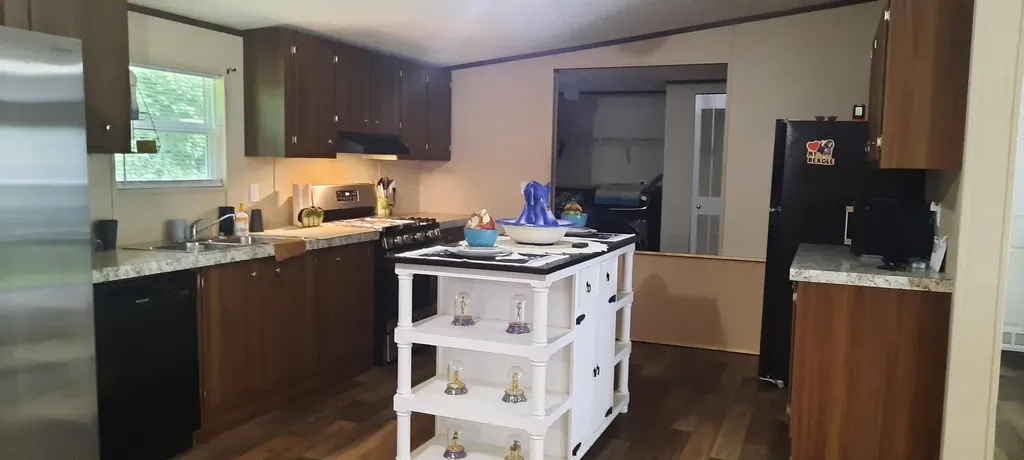 15 Renee Lane London KY 40744