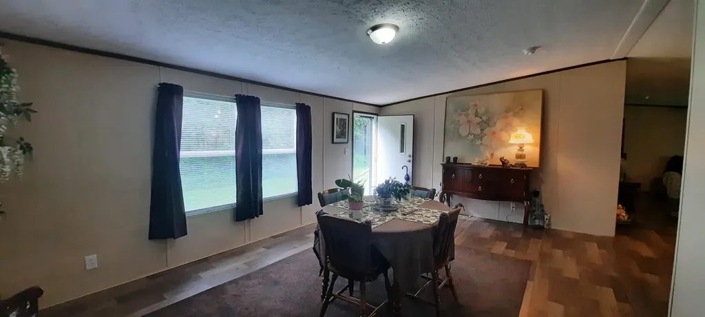 15 Renee Lane London KY 40744
