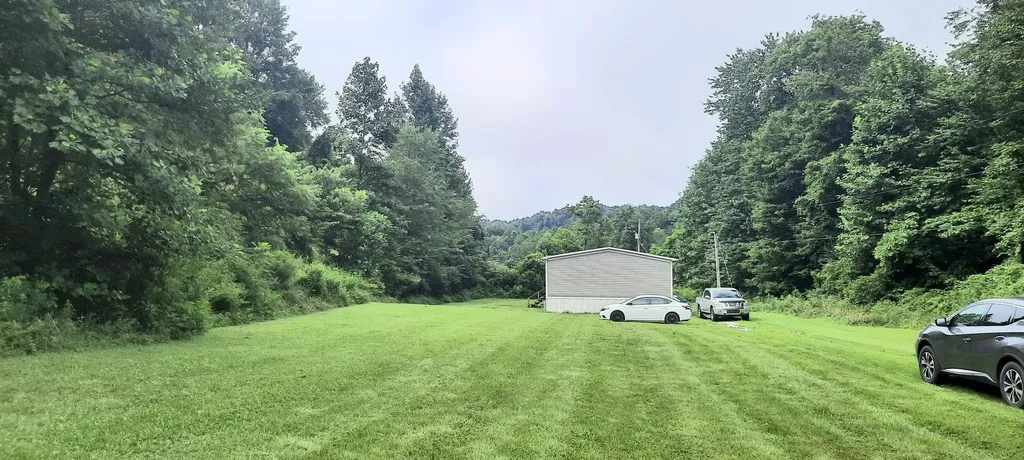15 Renee Lane London KY 40744
