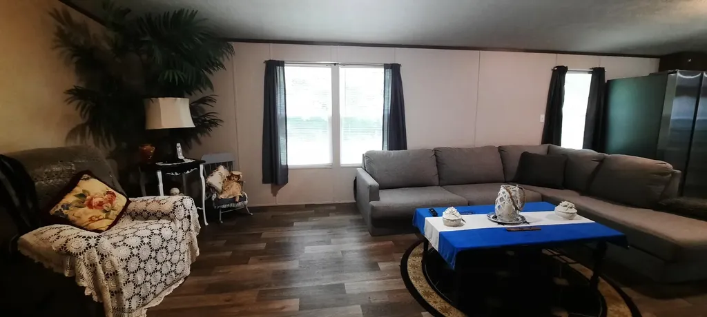 15 Renee Lane London KY 40744