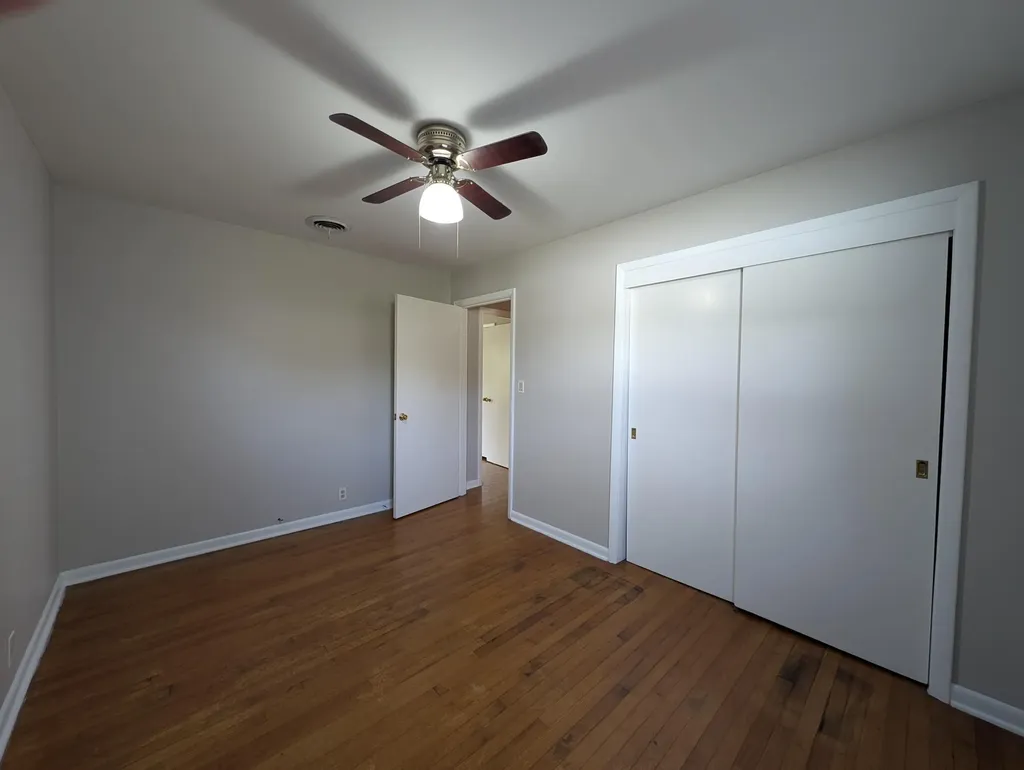126 Lakeview Drive Paducah KY 42003