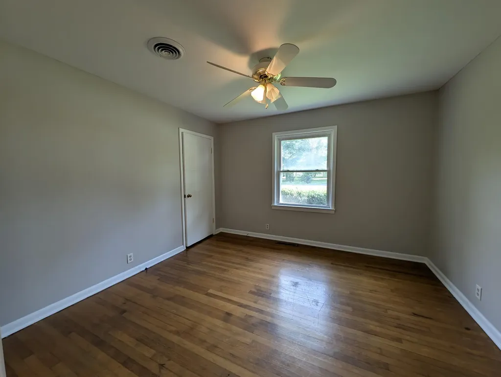 126 Lakeview Drive Paducah KY 42003