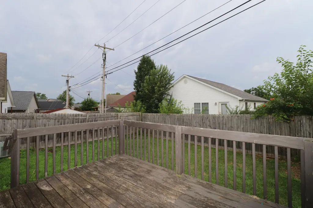 125 Christopher Drive Nicholasville KY 40356